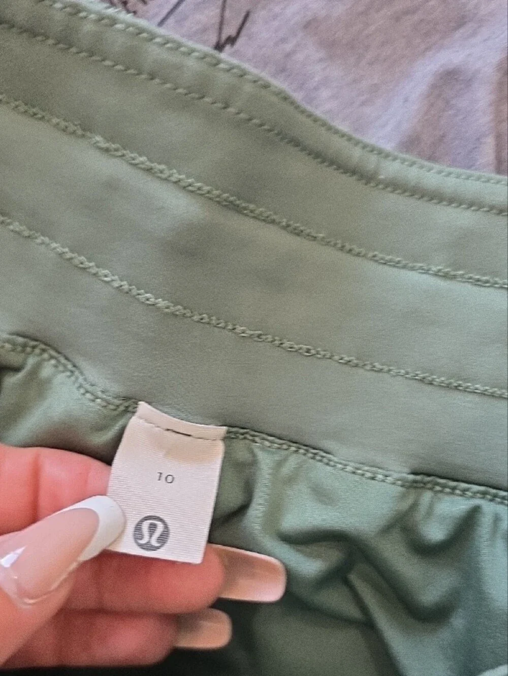 lululemon athletica Sage Green Elastic-Waist Athletic Shorts - Picture 4 of 8